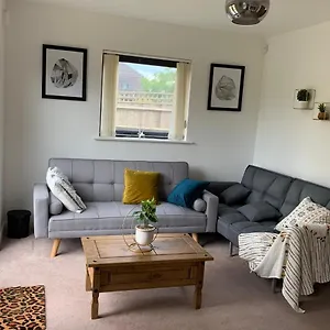  Apartment The Hive, Private Large Double Room, Barking, Close To London United Kingdom